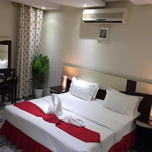 زيارة الفندق